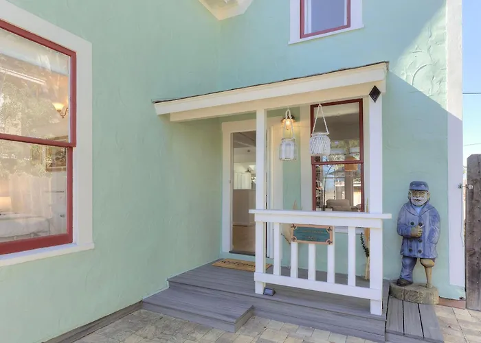 3943 Rad Beach House